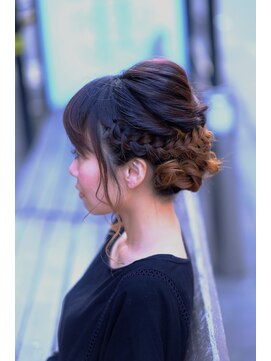 ヴェリテ(Verite produced by LA'BO) 【Ｖerite】大人可愛い★編み込みアレンジ