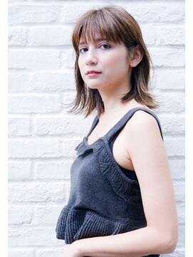 シエナ 渋谷(Siena) siena 大人可愛いアイスグレージュ