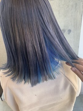 ヘアーデザイン リマ(Hair Design Lima) 『Lima』グレー×インナーブルー