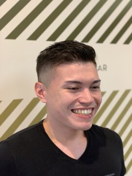 バーバーバー ナカノ(BARBER BAR NAKANO) 30代メンズ フェードスタイル