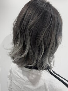 アリーヘアー(ALLY Hair)の写真/最旬カラーと周りと一味違うデザインでオシャレ度UP！人気のヴィラロドラ、アディクシーカラー取り扱い◎