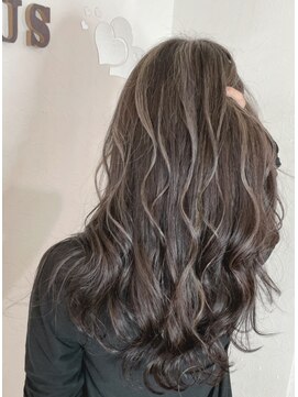 ムーンロータス(Moon Lotus) ハイライトカラー