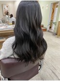 ロング×柔らかグレージュ