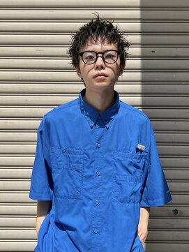 ヒュージ 三軒茶屋(huge) ツイストスパイラル/束感ショート/ツーブロックマッシュ