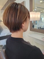 スタイル 成城学園前(STYLE) ハイライトカラー グレーベージュ ショートボブ 丸みショート