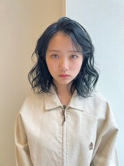 <土屋結良>韓国スタイル/ミディアムレイヤー/暗髪カラー