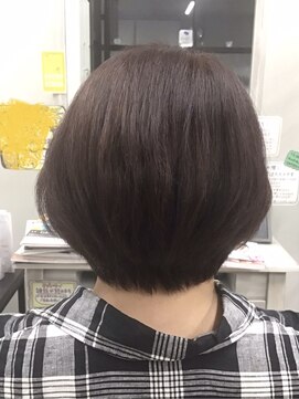 ベル(Bel) ショートボブ