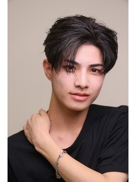 キング(K!ng) 縮毛矯正髪質改善ハイライトレイヤーカット枚方美容室エクステ