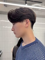 メンズセンターパートニュアンスパーマ