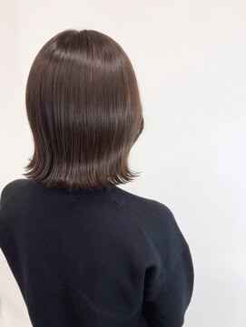 ヒュッゲ(Hygge) ぱっつんボブ