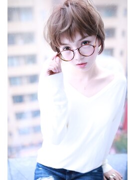 クラウドゼロ(Cloud zero) グレージュ小顔ショートバングスタイル【Cloud zero】