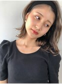 カーキベージュ