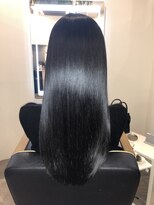 アールサロン アオヤマ(Rr SALON AOYAMA) プラチナミネコラストレート