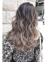 リア 大阪梅田(Ria)&nbsp;～外国人風バレイヤージュカラー～【Ria 大阪 梅田】