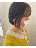 前髪インナーカラー×イヤリングカラーでお洒落ボブ