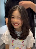 小顔レイヤーカットオリーブベージュワンカールデザインカラー