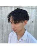 波巻きスパイラル/波巻きパーマ/センターパート/ツイスパ