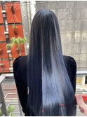 ネイビーカラー