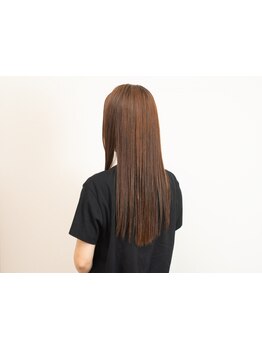 白髪をきちんと染めたい大人女性に◇低刺激カラーでお肌にも優しく、根本からキレイに染まる◎［白髪染め］