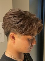 エデアンルクラ 下通(EDEAN Leclat)&nbsp;熊本メンズヘア　フェザーパーマ　フェザーショート