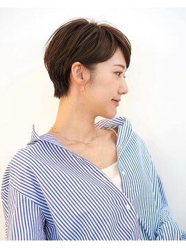 アイスバーグ(eyesburg) 20代30代40代50代◎似合わせレイヤーショートカット