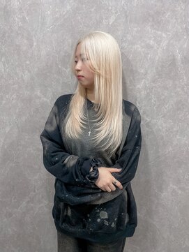 メゾントワ(Maison Toi) white blond