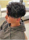 チリつかないツイストスパイラル 縦落ちパーマ ツーブロック