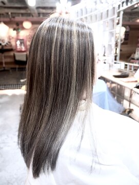 パーマネントガレージ(Parmanent Garage) ハイライトカラー