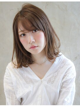 アフロート ルヴア(AFLOAT RUVUA) AFLOAT RUVUA新宿　高橋京佳『ブランジュカラーのまとまりロブ』