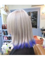 アイリス トーキョー(IRIS Tokyo) ホワイトカラー毛先パープル