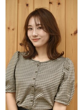 ブゾン(buZon) 【buZon ブゾン】外ハネくびれミディ☆シースルーバンク