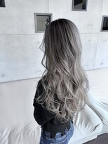 ニル(NiL)&nbsp;ホワイトグレー