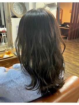 グリー ヘアープロデュース(Gree hair produce) 【Gree金子】フェミニン/ミディアムレイヤー/コテ巻き