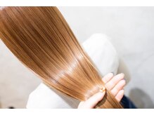 【重要な注意点・必ずご一読ください】髪質改善、酸性ストレート、縮毛矯正の施術に関して