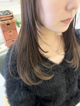 ネオリーブカフ 鶴ヶ峰店(Neolive caff) レイヤーカット×ナチュラルベージュ