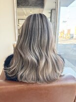 ラウレア(LAULEA)&nbsp;バレイヤージュカラー