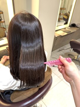 インプレッション(impression produced by LA’BO) 【札幌/impression佐藤】暗髪/透明感/ダークモカグレージュ