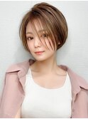 30代40代に人気の大人かわいい前髪ありのくびれショート
