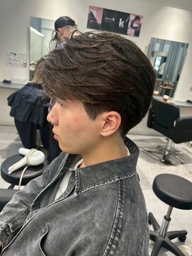 メンズサロン キング 枚方店(Men’s salon K!ng) 波巻きツイストスパイラルパーマ/フェザーパーマ/眉毛/メンズ