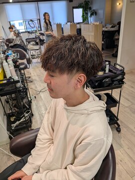 コワファーストナガサキシャンプーボーイ(COIFF1RST NAGASAKI SHAMPOO BOY) ショートマッシュ×ツイストスパイラルパーマ