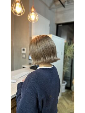 サロウィン 広島(SALOWIN) 2ブリーチ◎ミルクティーベージュ