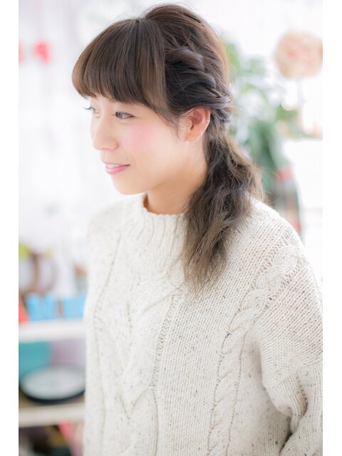 ゆるフェミニンな♪ノットヘアアレンジ