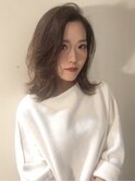 スモーキーベージュカラー