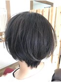 ショートボブ