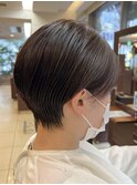 襟足長めショートボブ