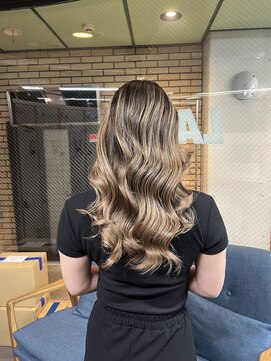 ラフ(LAFF) #ショコラアッシュ#ヘルシースタイル#ふんわりカール