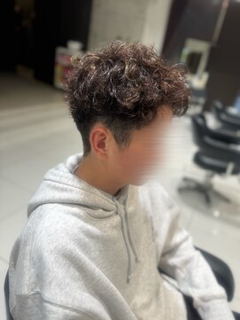 アヴァンスクロス あべのルシアス店(AVANCE. CROSS) パーマ風×ハイライトカラー