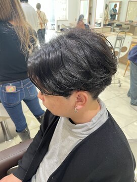 アッシュ 下丸子店(Ash) 【人気急上昇中！】フェザーパーマ