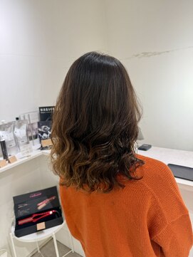 ジュベ(juve.) コテ巻き風パーマ