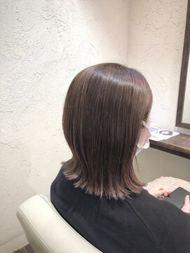 サイン(SIGN) 前髪あり大人外はねレイヤーボブ30代40代50代透明感カラー